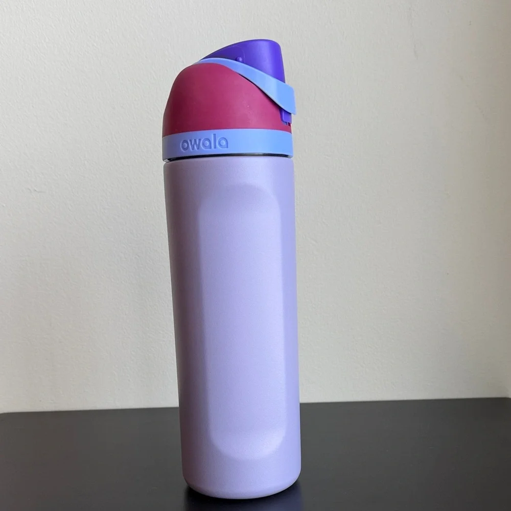 Owala Purple and Pink Water Bottle 24oz - Picture 6 of 9